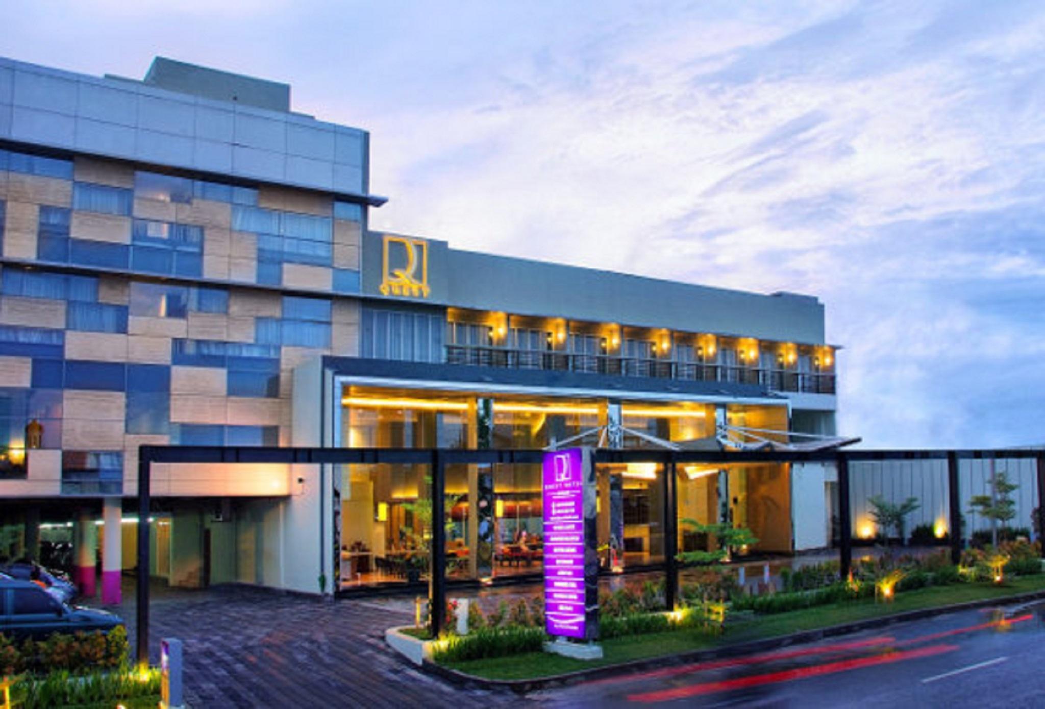 Quest Hotel Simpang Lima - Semarang By Aston Zewnętrze zdjęcie