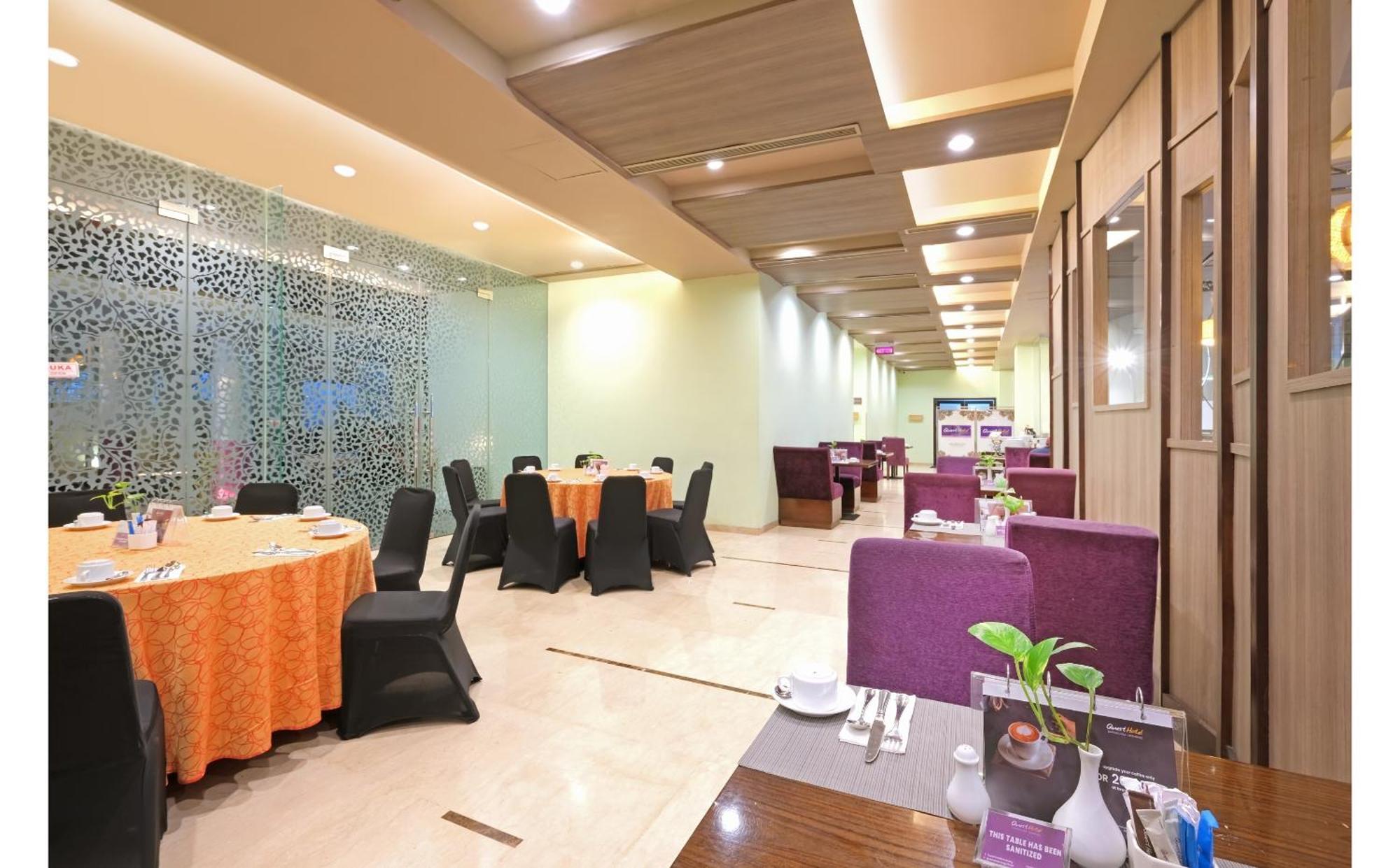 Quest Hotel Simpang Lima - Semarang By Aston Zewnętrze zdjęcie