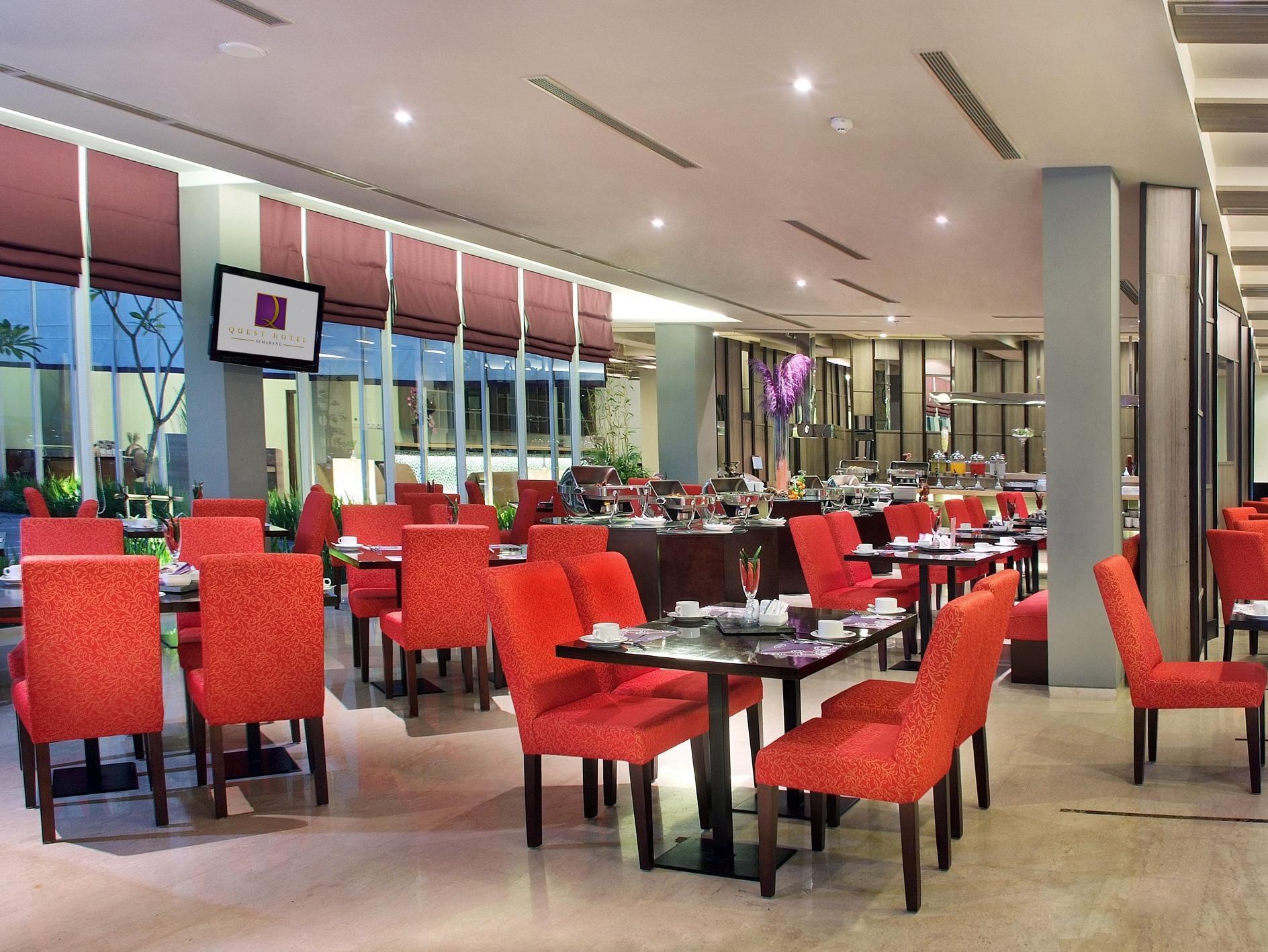 Quest Hotel Simpang Lima - Semarang By Aston Restauracja zdjęcie