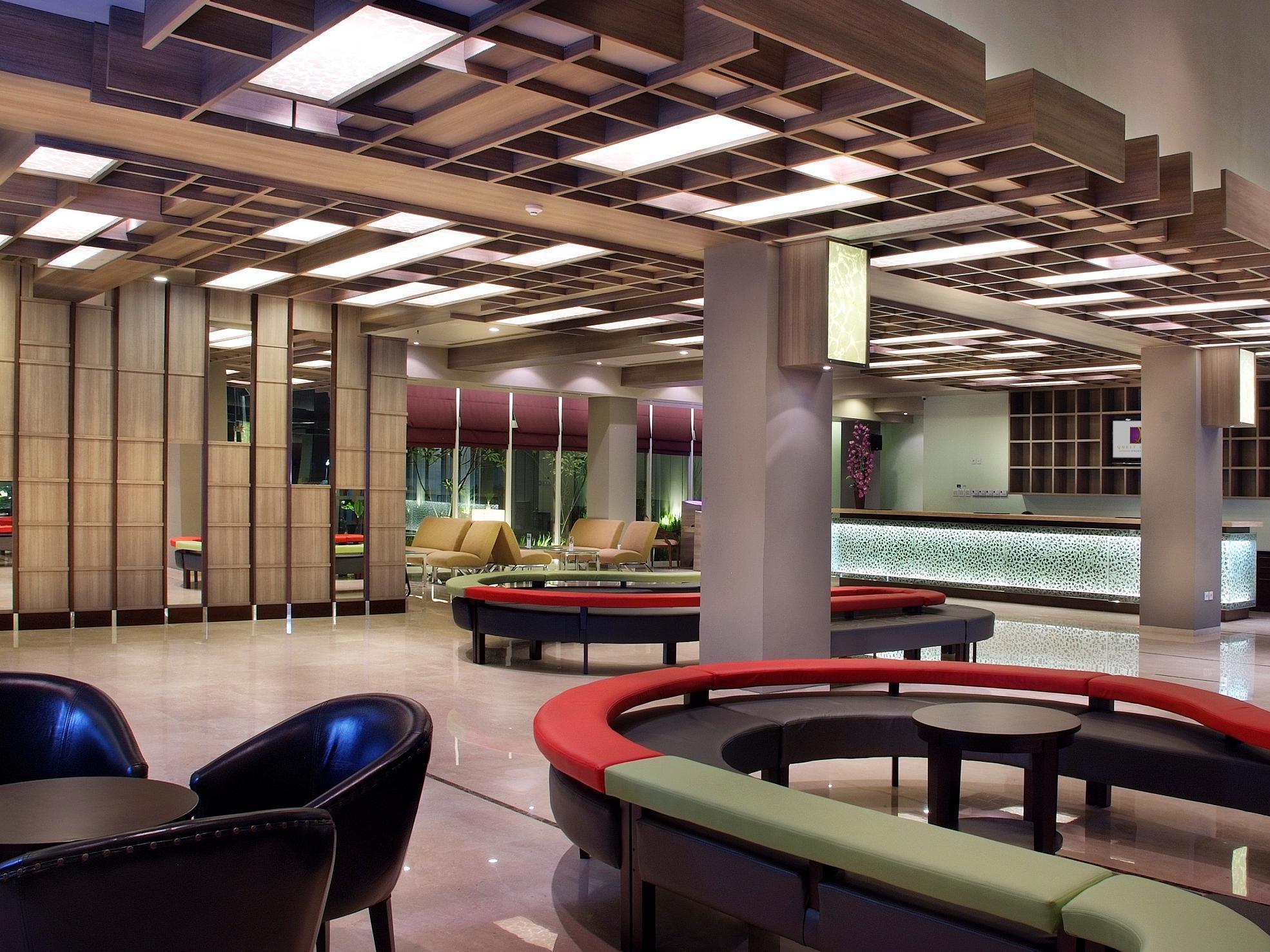 Quest Hotel Simpang Lima - Semarang By Aston Zewnętrze zdjęcie